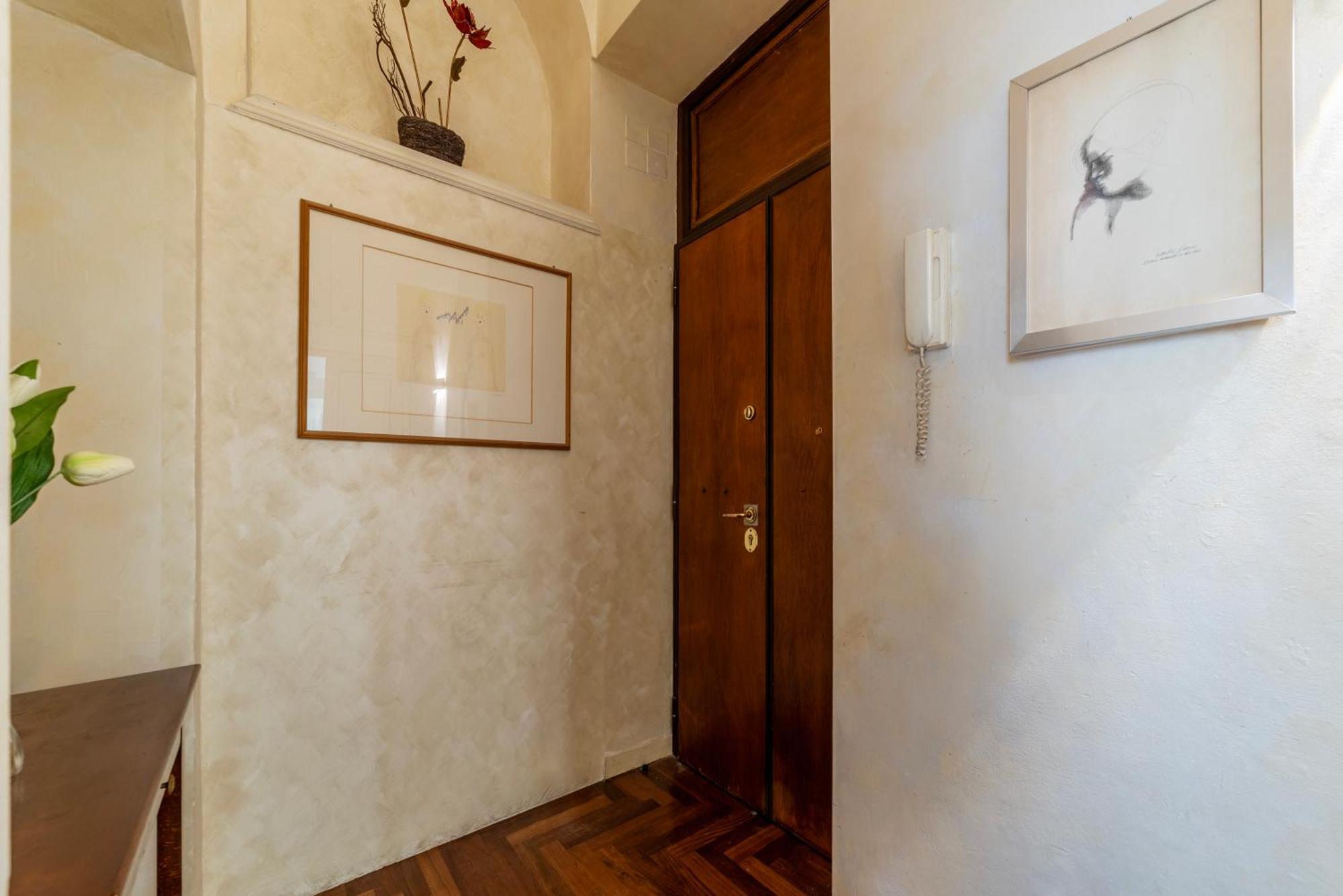 Mm Ottaviano A Un Passo Dal Vaticano Apartments Рим Екстериор снимка